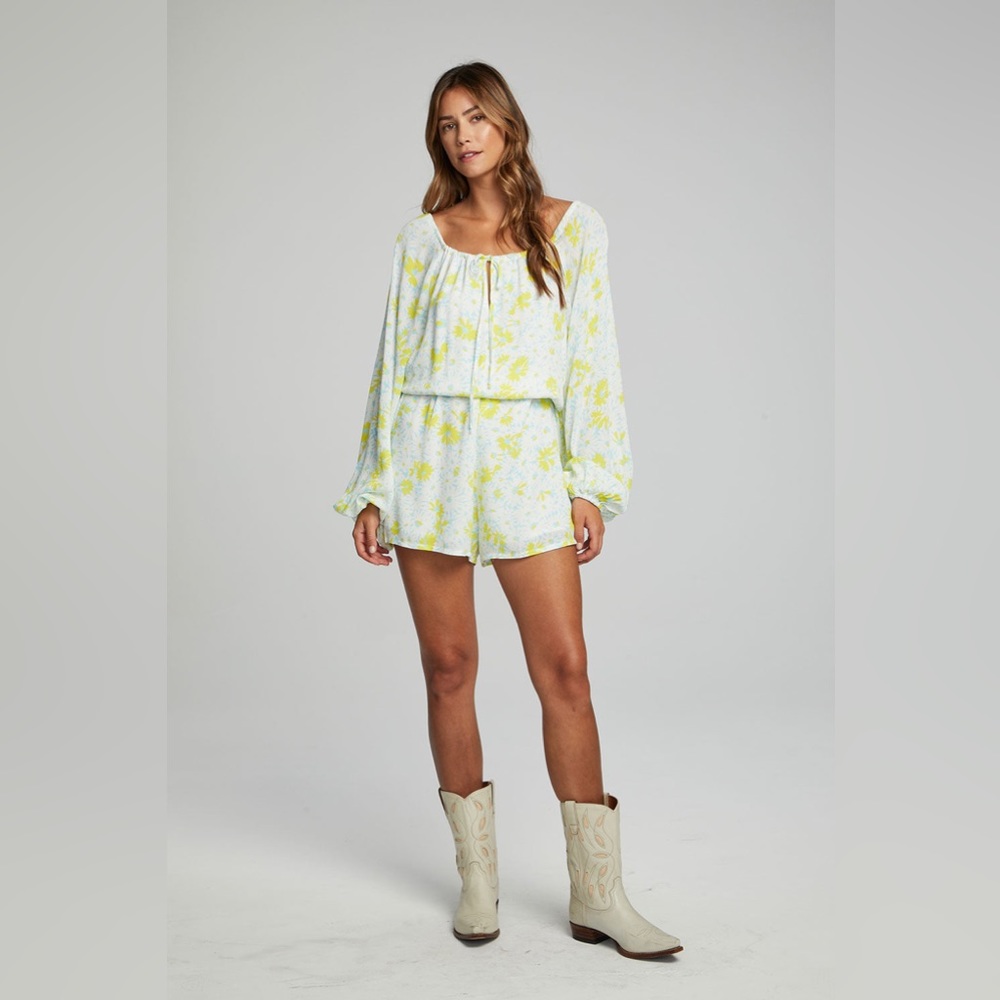 New Chaser Morrison Romper Baby Blue Daisy S